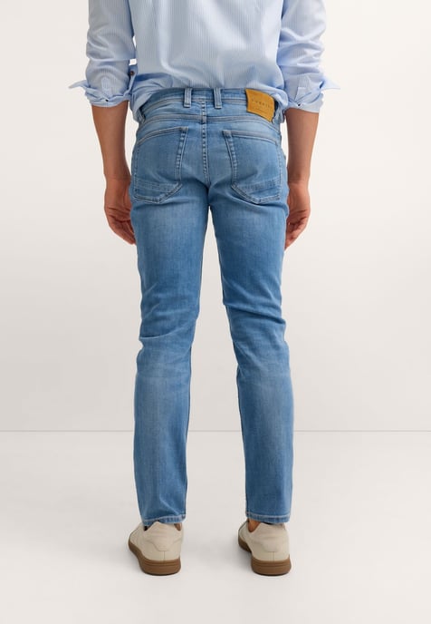 Bugatti Herren Jeans van Italiaans premium denim - Image 2