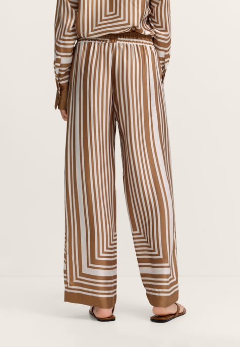 Bugatti Damen Vrijetijdsbroek met grafische print van viscose - Image 2