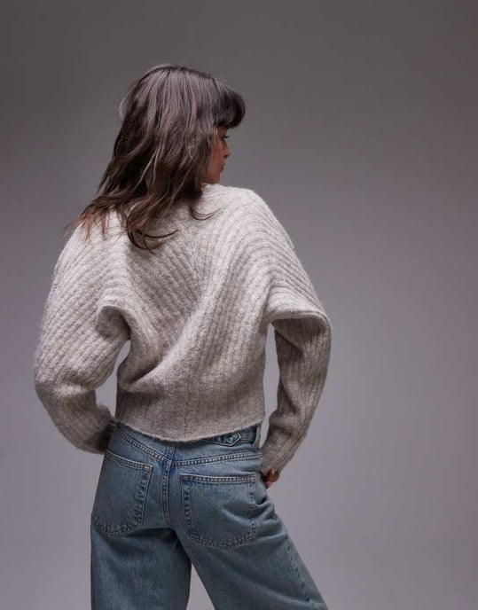 Topshop knitted ovoid sleeve v-neck cardigan in oat - Image 4
