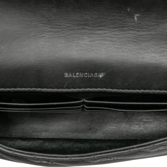 Pre-owned Embossed Leather Allover Logo Bb Wallet On Chain - Image 4
