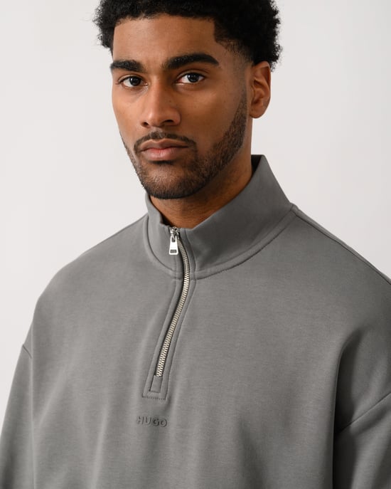 Durty244 Sweatshirt in Grey - Image 4