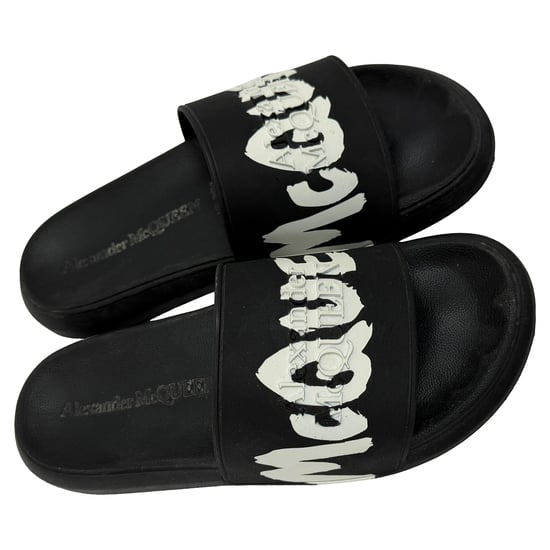 Alexander Mcqueen Grafitti Logo Slide Sandals in Black Rubber - Image 5