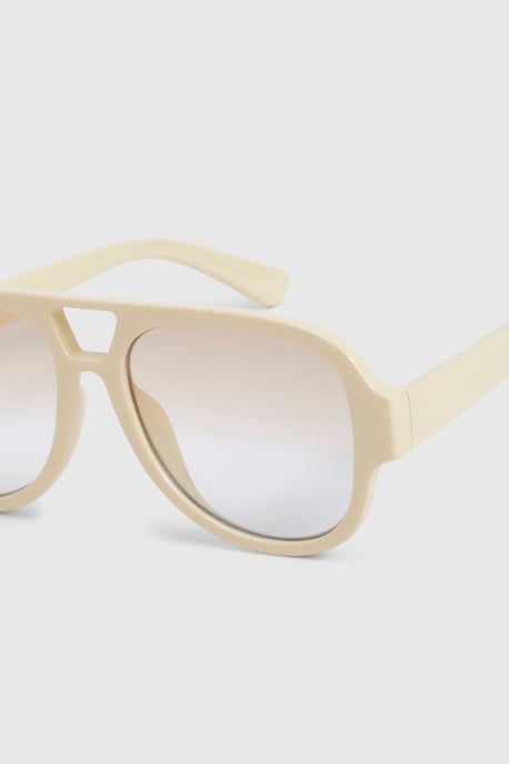 Retro Aviator Sunglasses - Image 4