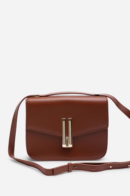 Where's That From Womens 'Delrio' Gold Clasp Cross Body Tofu Bag - Image 4