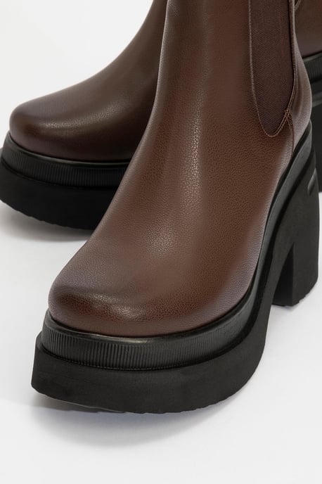 Antwerp Chelsea Boot - Image 3