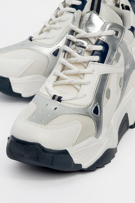 Lowel Sneaker Boot - Image 2
