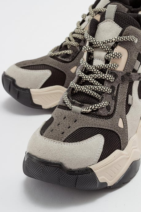 Lowel Sneaker Boot - Image 2