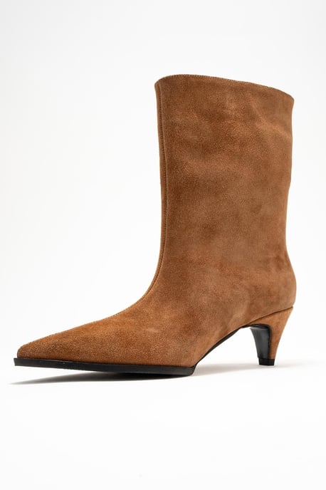 Aleo Leather Pointed Toe Boot - Image 4