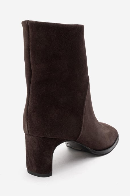 Nordy Leather Boot (Women) - Image 5