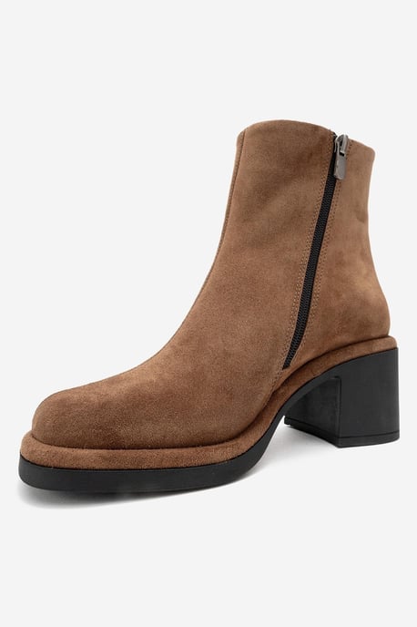 Junae Leather Block Heel Boot (Women) - Image 4