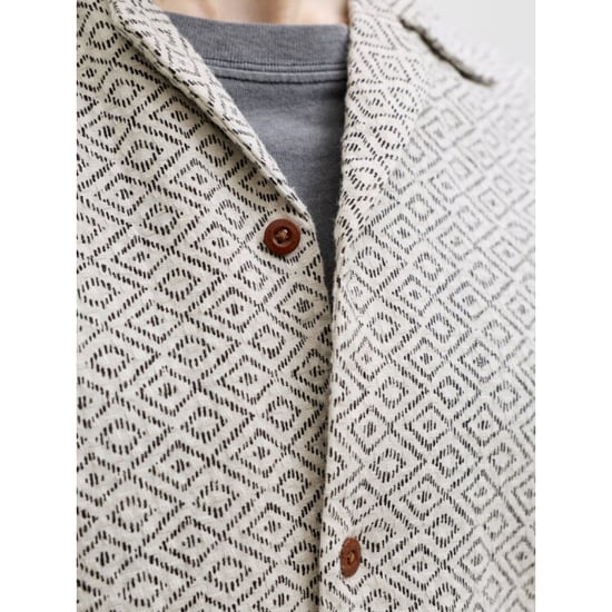 Jack & Jones Jprbluwinson print dobby ss shirt zand dessin - Image 2
