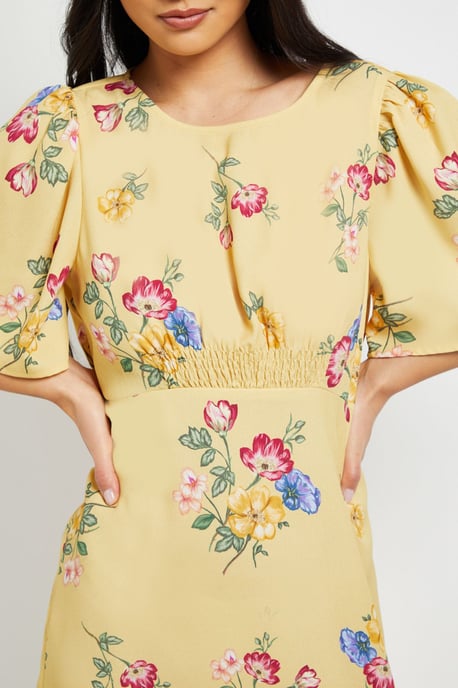 Petite Flutter Sleeve Shirred Waist Midi Dress - Image 4