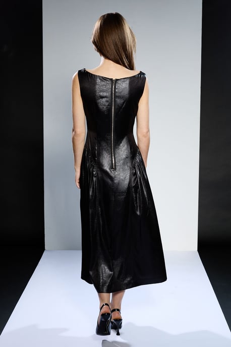 Runway 1.8.1.8 Bardot Neck Peplum Detail Dress - Image 3