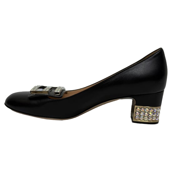 Gucci G-Embellished Block-Heeled Pumps in Black Leather - Image 4