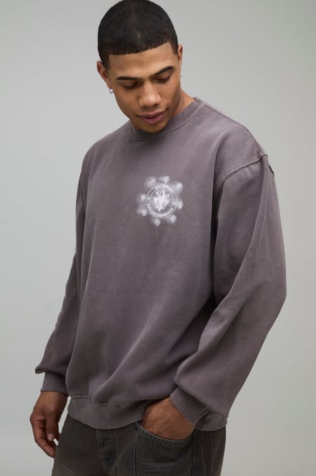 Oversized Graphic Printed Washed Sweatshirt - Image 3
