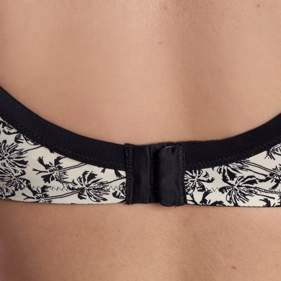 Generous Women's Non-Padded Underwire Bra D3983 - Image 4
