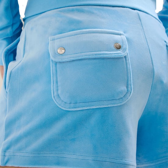 Juicy Couture Classic velour short with back pocket - Image 2
