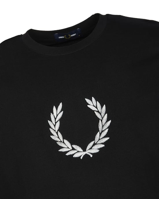 Fred Perry Textured Laurel Wreath T-Shirt Black - Image 2