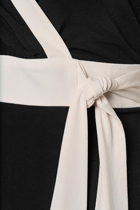 Regina Jurk Zwart - Image 5