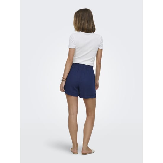 Only Onlleoni seersucker pull up shorts - Image 3