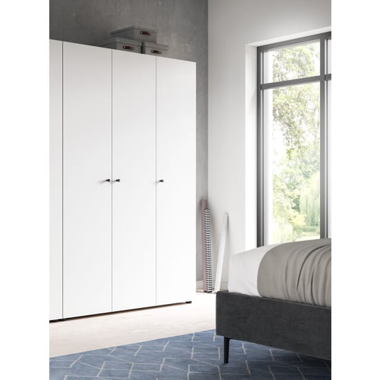 Furnilux Moderne 3-deurs kledingkast in slimme opbergoplossing voor elk interieur - Image 3