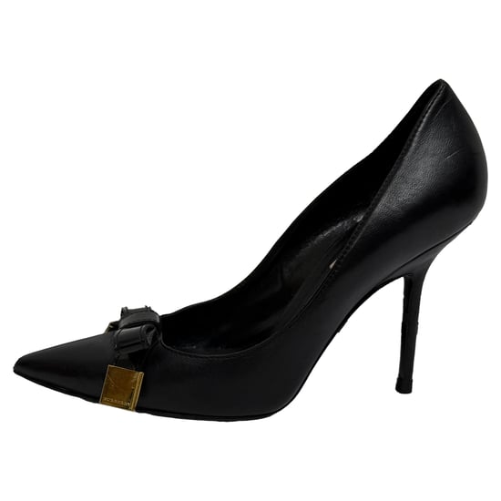 Burberry Bow Accent Pointed-Toe Pumps in Black Leather - Image 4