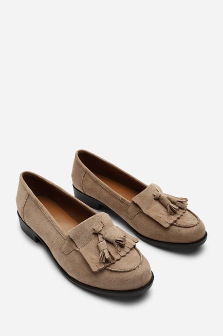 Where's That From Avani Flatform Slip On Loafers Shoes With Tassel - Image 5