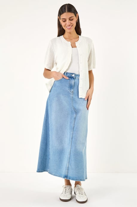Light Weight Button Knit Cardigan - Image 2