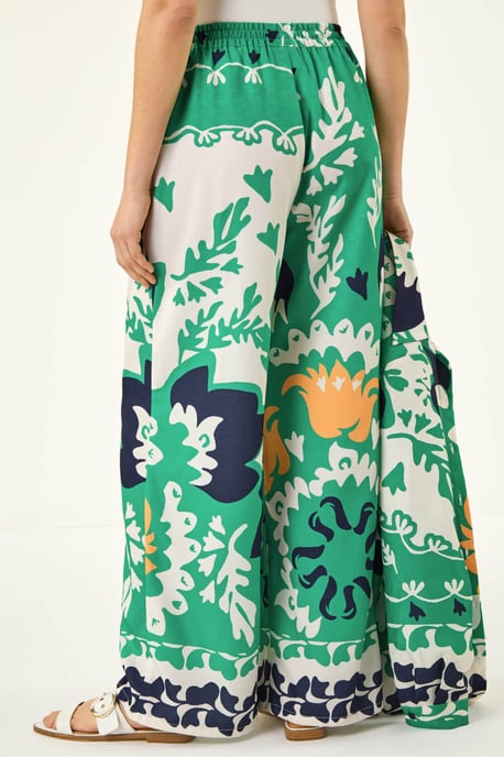 Border Print Cropped Wide Leg Trouser - Image 3