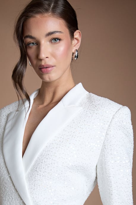 Blazer Bridal Dress With Open Back - Image 5