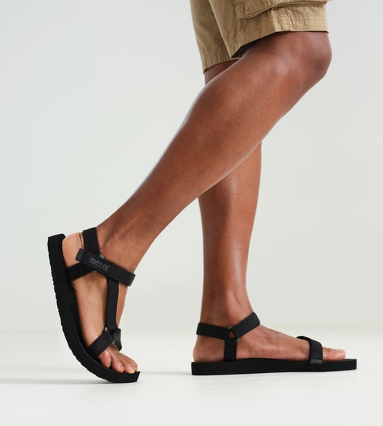 Regatta Mens Walking Sandals Vendeavour Adjustable black - Image 3