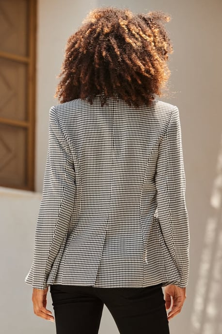 Black & White Houndstooth Print Blazer - Image 4