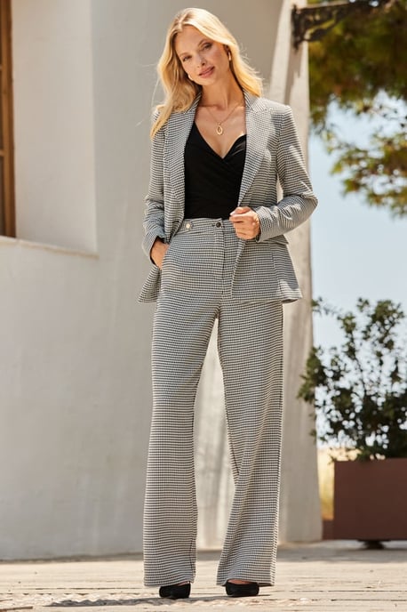 Black & White Houndstooth Print Blazer - Image 5