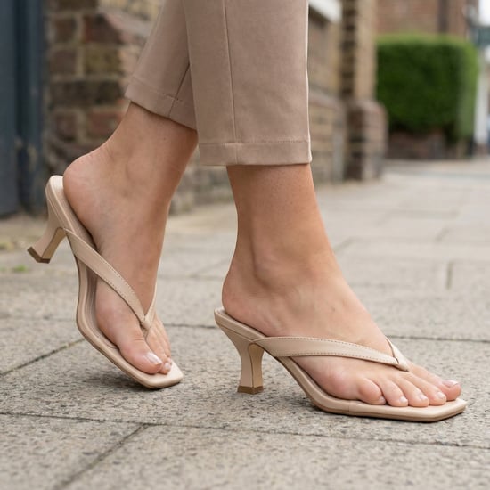 Krush Womens Heeled Sandals Thong Toe Post Kitten Slip On nude - Image 1