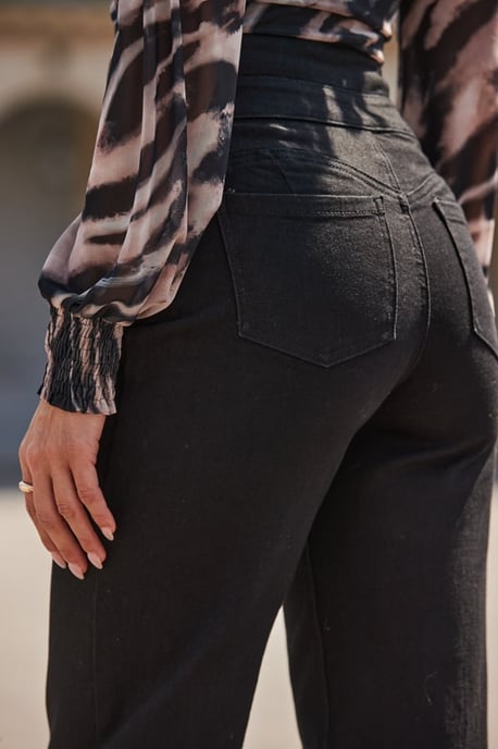 Black Contour Waist Wide Leg Jeans - Image 5