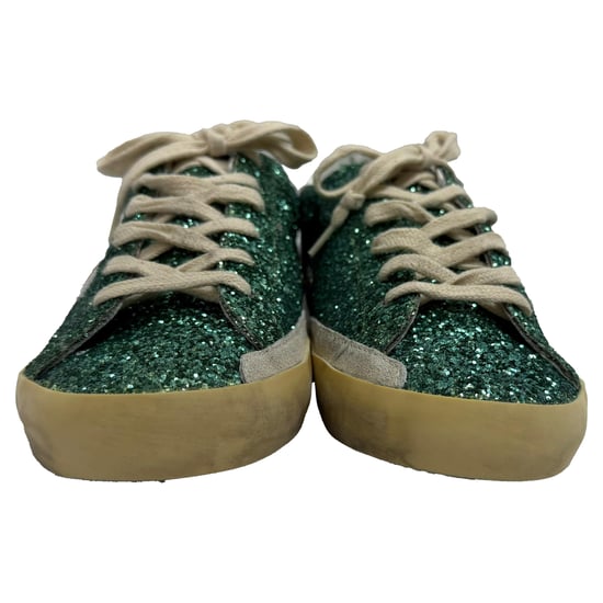 Golden Goose Superstar Versleten Suède Sneakers met Groene Glitter - Image 2