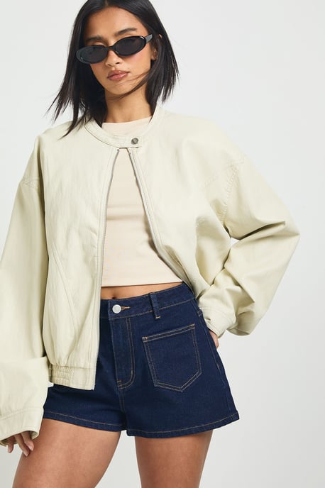 Petite Front Pocket Detail Denim Shorts - Image 1