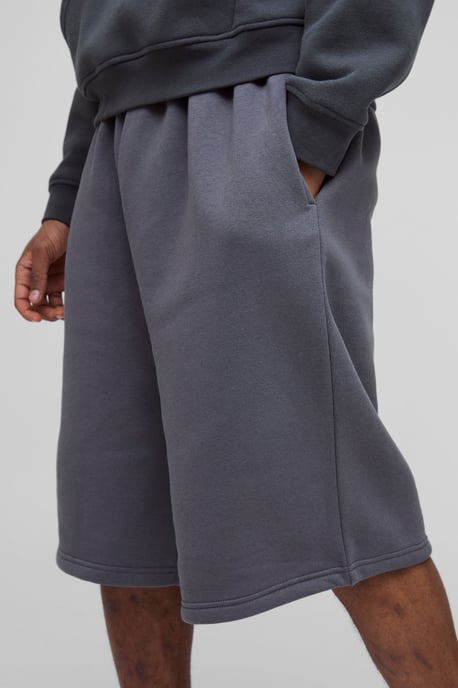 Tall Oversized Drop Crotch Basic Shorts - Image 3