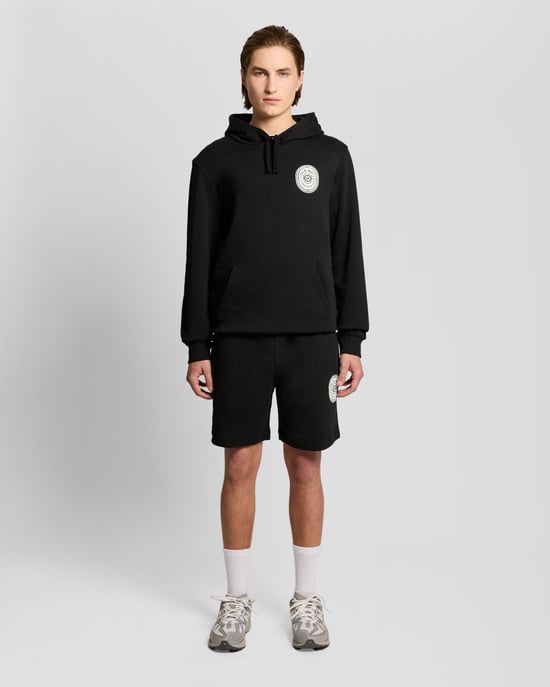 Grafisk Badge Bomullssvettshorts - Image 1