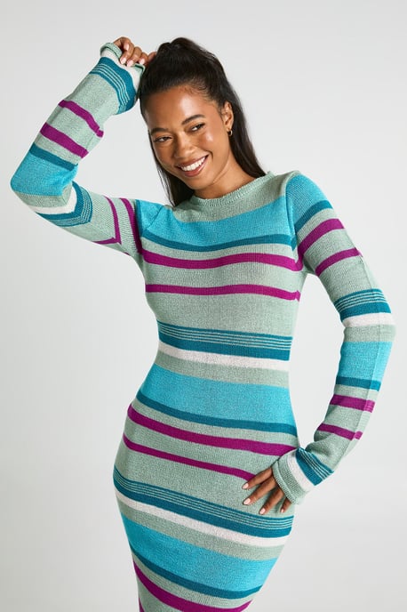 Slash Neck Long Sleeve Knitted Maxi Dress - Image 3
