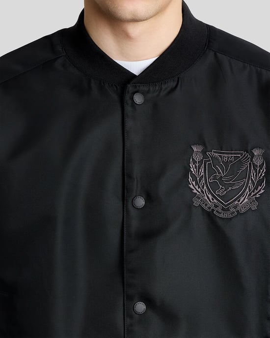 Broderad Crest Varsityjacka - Image 3