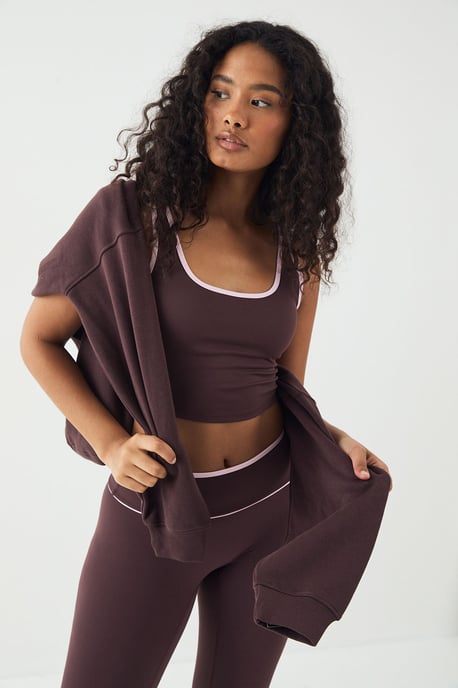 DSGN Studio Sports Sculpt Contrast Piping Padded Sports Bra - Image 3