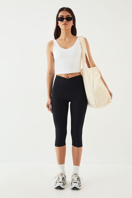 DSGN Studio Sculpt Longline Plunge Sports Bra - Image 5
