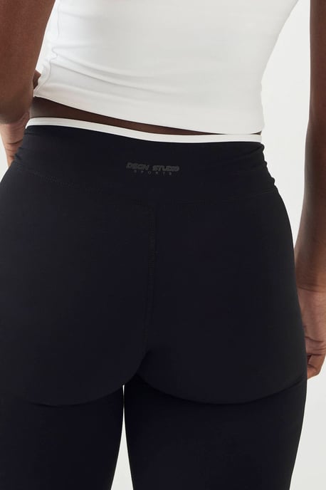 DSGN Studio Sculpt Wrap Waist Piping Detail Legging - Image 4