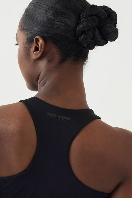 DSGN Studio Sculpt Racer Back Padded Vest Top - Image 4