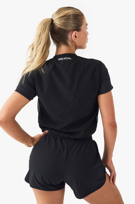 DSGN Studio Sport Hydration Vest - Image 2
