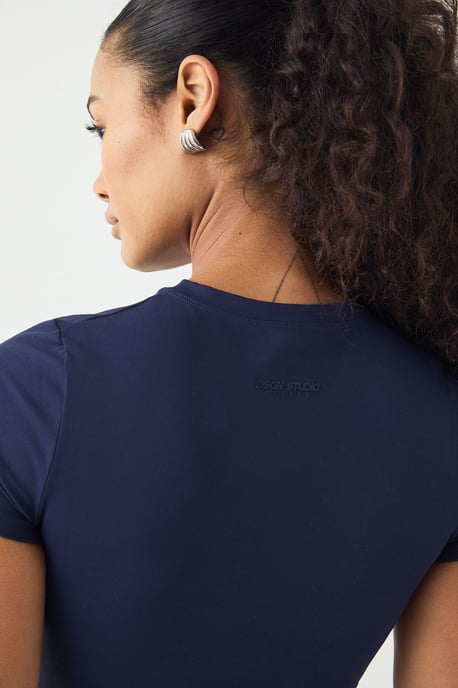 DSGN Studio Sculpt Short Sleeve Top - Image 4