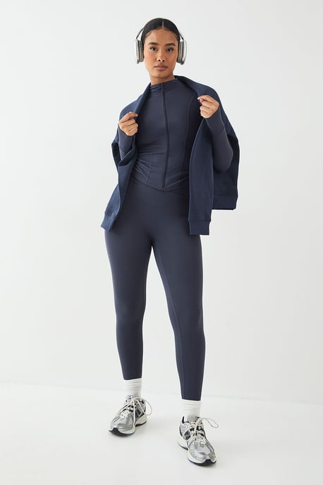 DSGN Studio Highwaist Sculpt Wrap Waist Legging - Image 3
