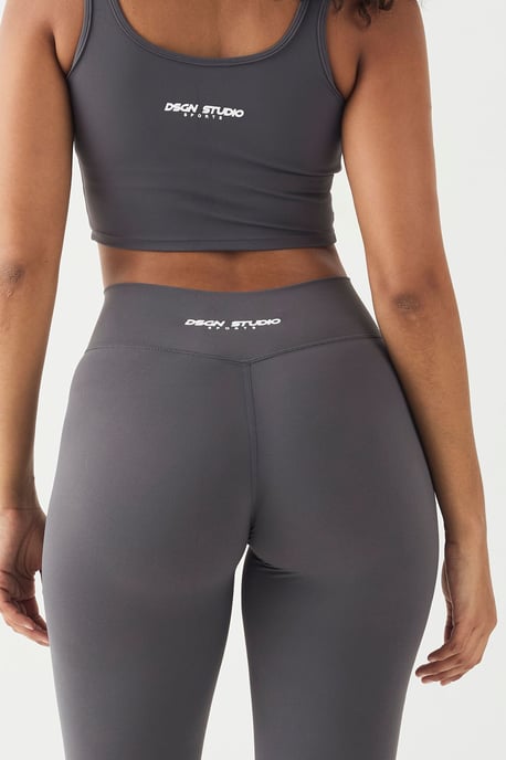 DSGN Studio Highwaist Sculpt Wrap Waist Legging - Image 4