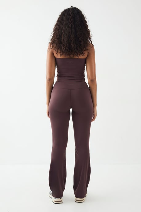DSGN Studio Sports Sculpt High Waist Flared Legging - Image 2